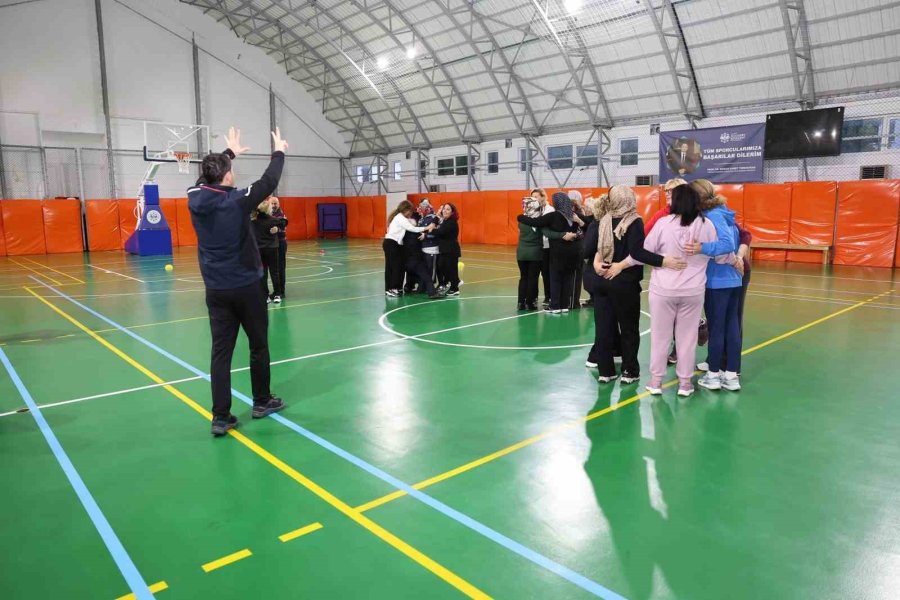 Alkü "benim Üniversitem" Dolu Dolu Geçti