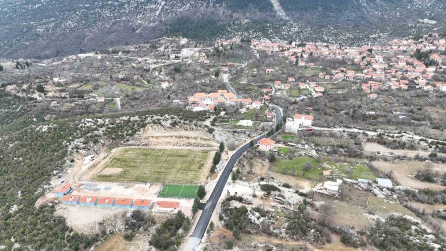 Antalya Büyükşehir’den Kırsal Mahalle Yollarına 759 Milyar 505 Milyon Tl’lik Yatırım