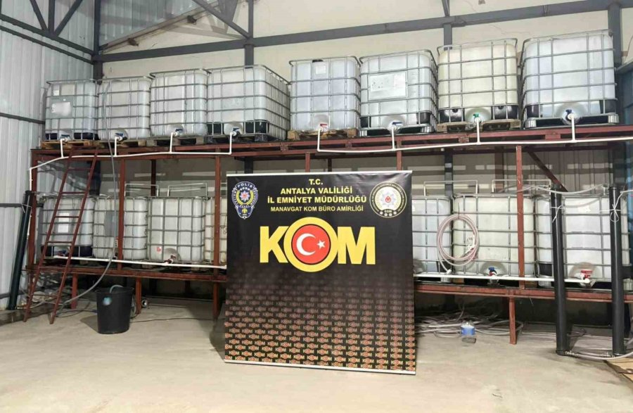 Antalya’da Son 1 Haftada Suç İşleme Amacıyla Örgüt Kurma Ve Kaçakçılık Suçlarından 14 Kişi Tutuklandı