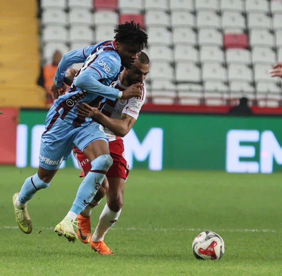 Trendyol Süper Lig: Antalyaspor: 1 - Trabzonspor: 1 (maç Sonucu)