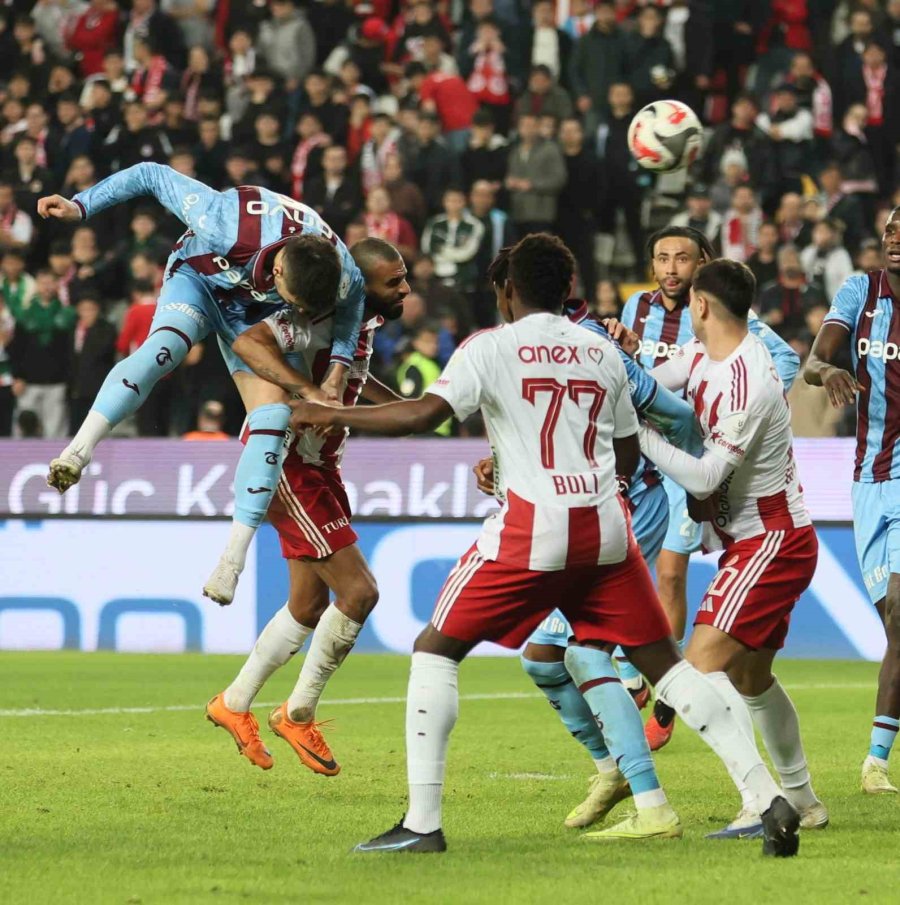 Trendyol Süper Lig: Antalyaspor: 1 - Trabzonspor: 1 (maç Sonucu)
