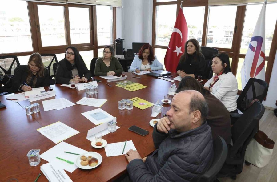 Mersin’de Çocuk Politikaları Ortak Akılla Şekilleniyor