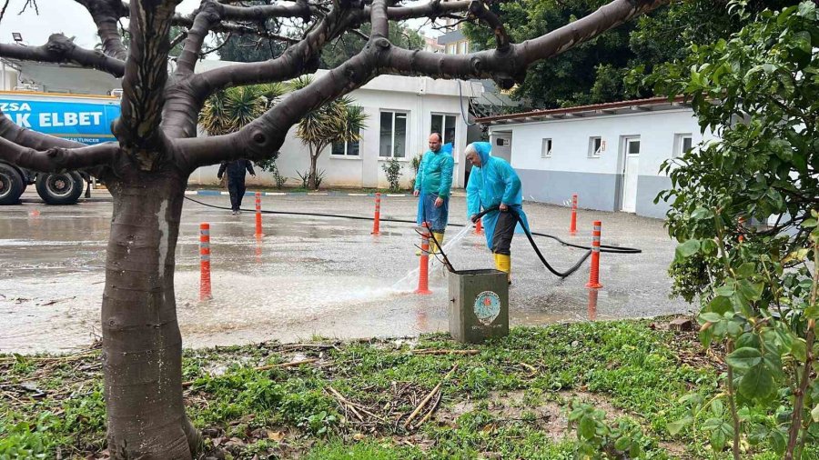 Mersin’de Yıkılan Köprü Ve Su Basan Sitelerin Son Durumu Dronla Görüntülendi