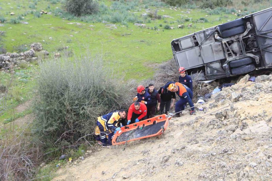 Antalya’da Otobüs Kazası: 8 Ölü, 26 Yaralı