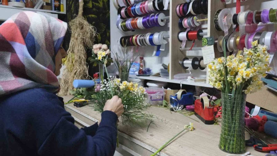 ’çiçeklerin Annesi’ Nergis Büyük İlgi Görüyor