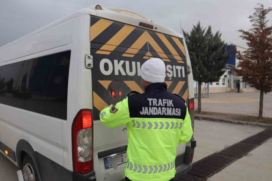 Trafik Jandarması Okul Servis Denetimlerine Başladı