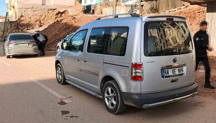 Operasyonda ‘dur’ İhtarına Uymadı, Kovalamaca Sonucu Uyuşturucuyla Yakalandı