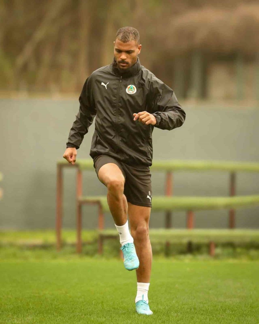 Alanyaspor, Boluspor Maçının Hazırlıklarına Başladı