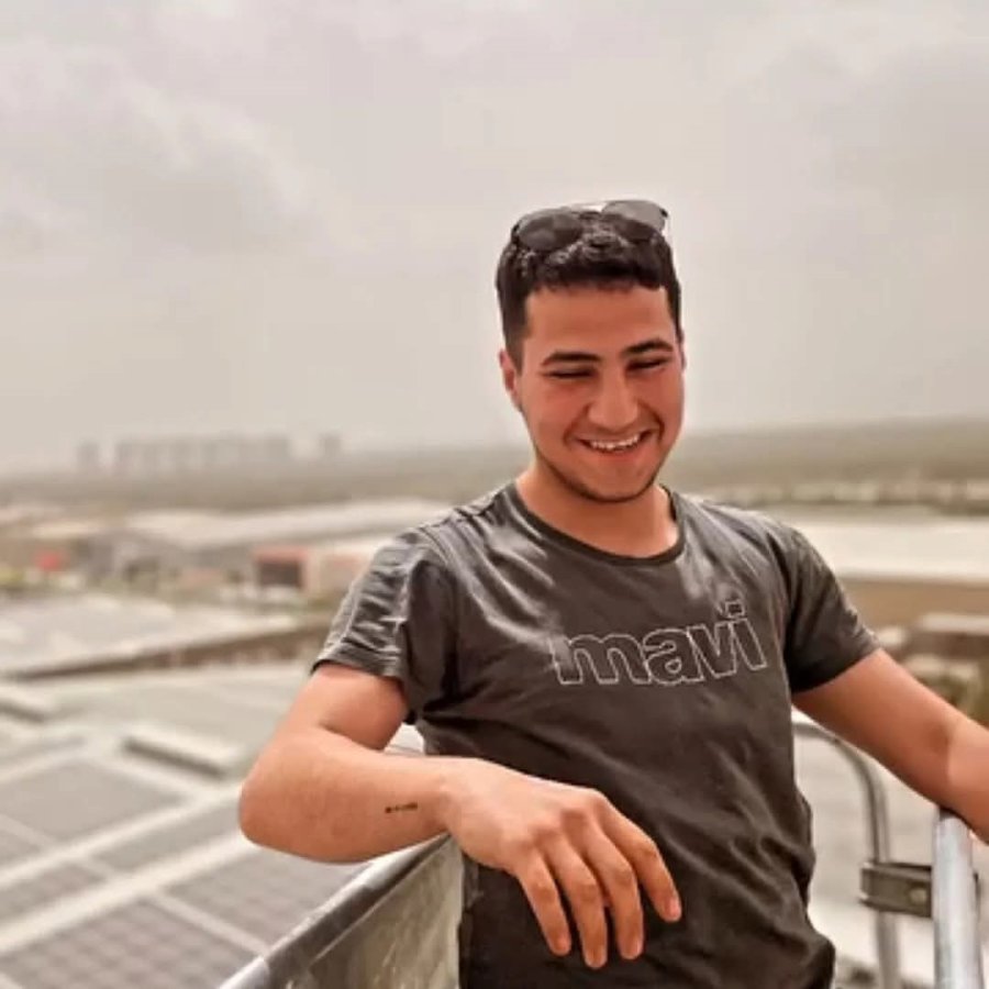 Burdur’daki Feci Kazada Hayatını Kaybeden Anne Oğul Gözyaşları İçinde Yan Yana Toprağa Verildi