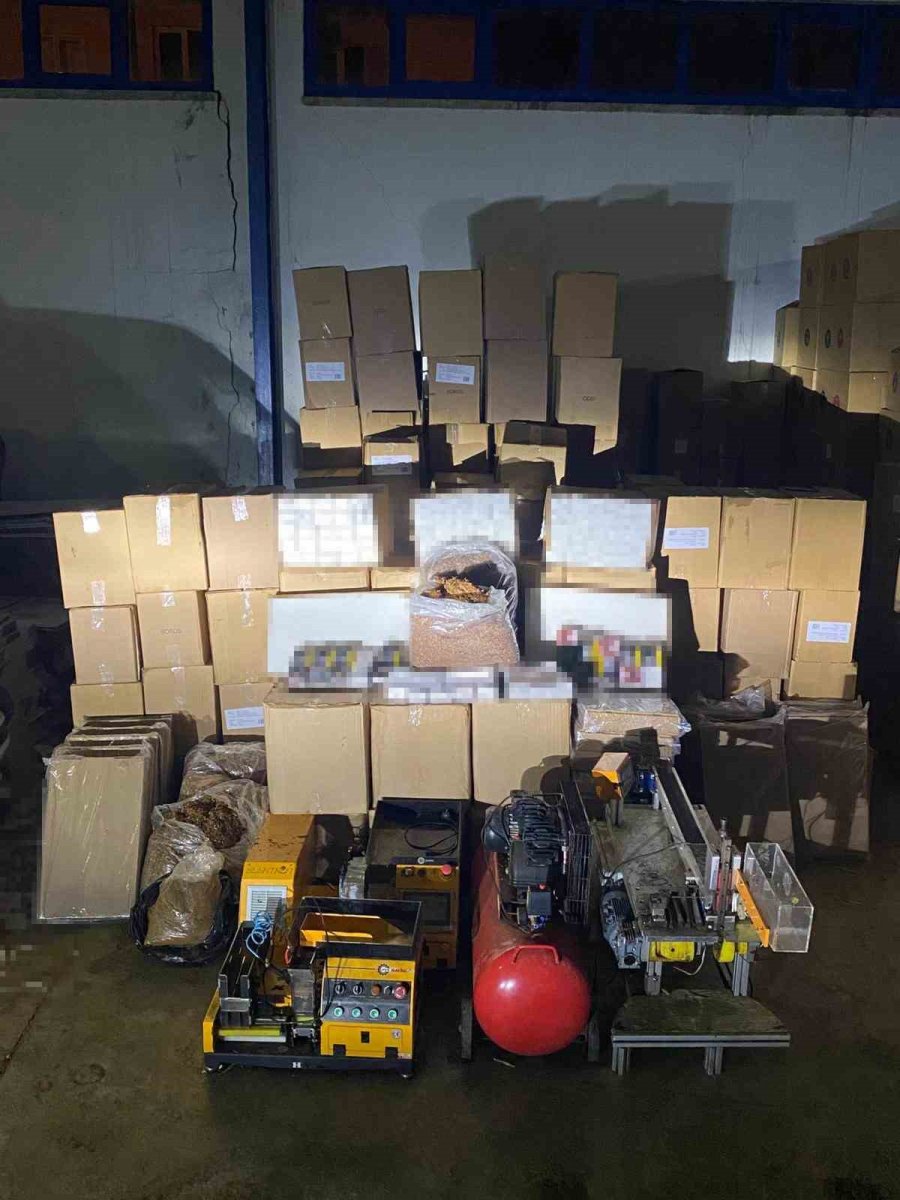 Mersin’de Sigara Kaçakçılarına Operasyon: 4 Tutuklama