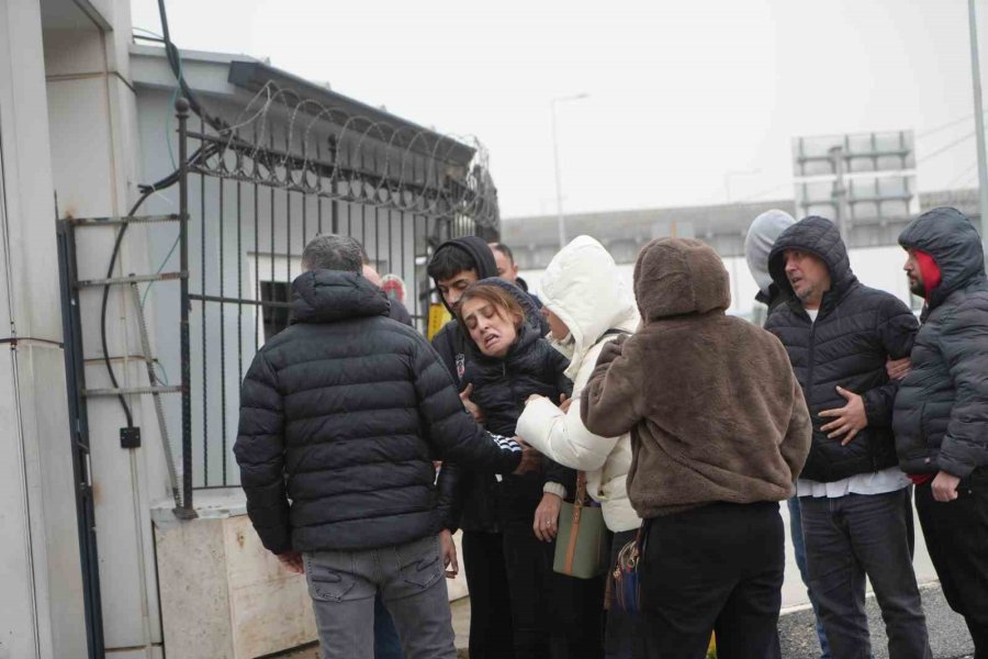 Antalya’da 10 Kişinin Ölümüyle Sonuçlanan Kazada Acı Adli Tıp Kurumu Önüne Taşındı