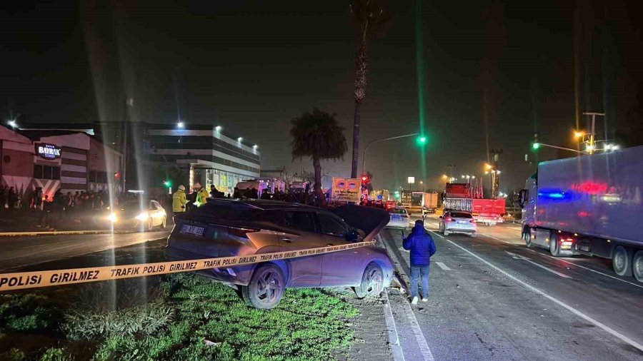 Mersin’deki Kazadan Acı Hikaye: İkizleri Ölüm Ayırdı, 3 Cenaze Yan Yana Defnedildi