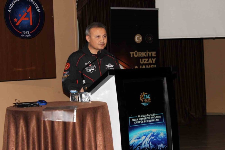 Türkiye’nin İlk Astronotu Alper Gezeravcı: "ay’a Gitmek Üzere İkinci Görevin Eşiğine Gelmiştik, Mart Ayına Ötelendi Şu Anda"