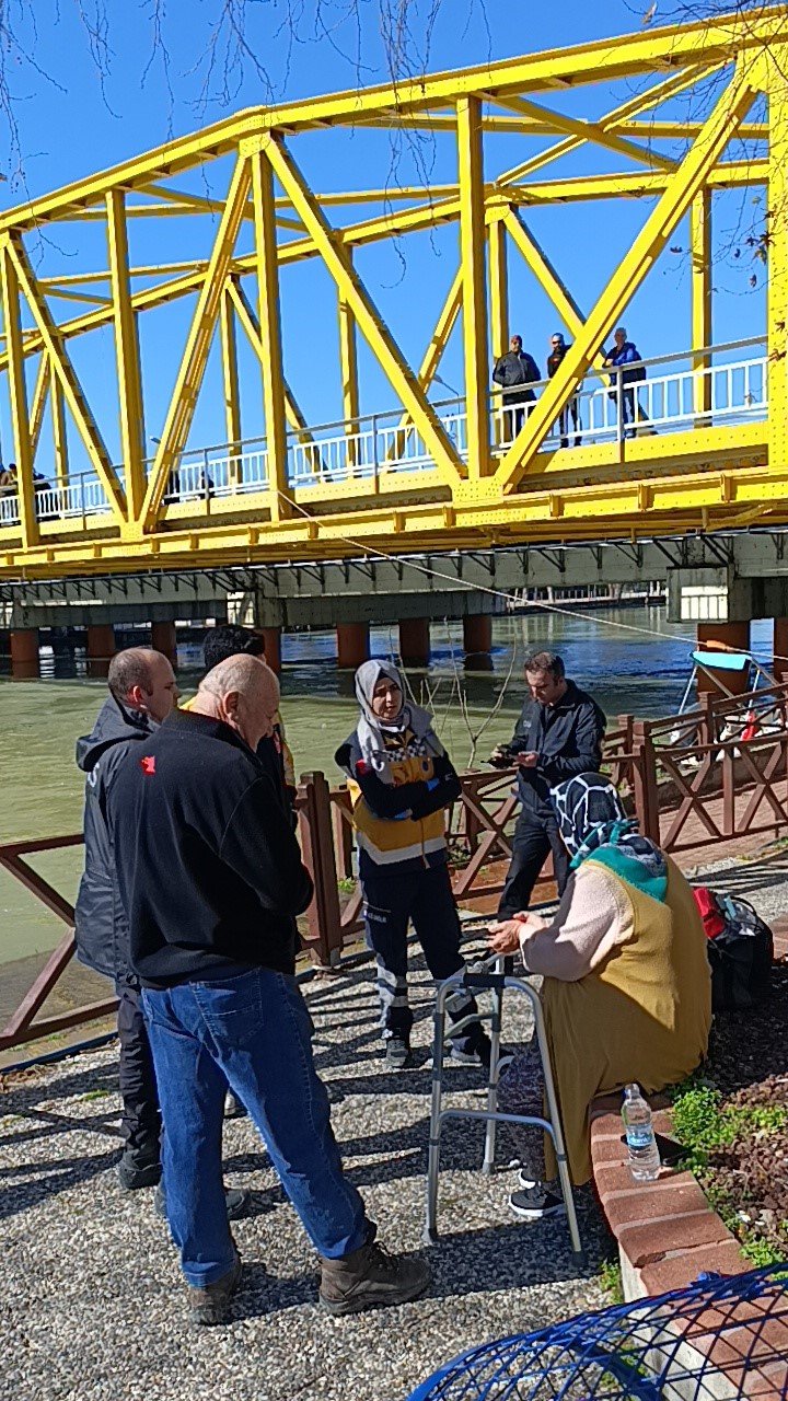 Hayatına Son Vermek İstedi, Kurtarılınca "beni Sığınma Evine Götürün" Diye Yalvardı