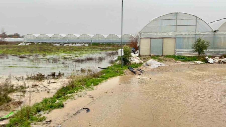 Aksu’da Sağanak, Sel, Hortum Ve Doludan 23 Mahalle, 500 Çiftçi Zarar Gördü