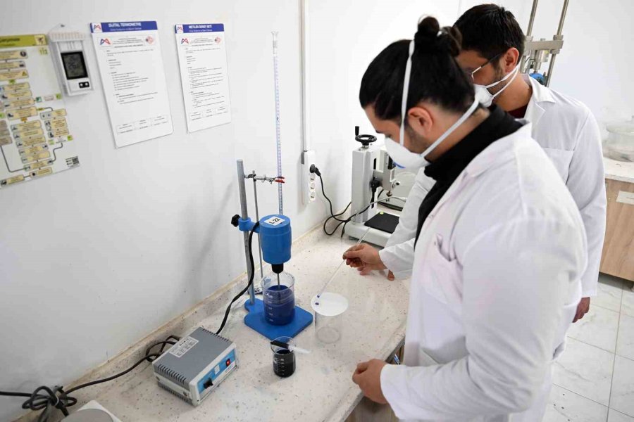 Mersin Büyükşehir Belediyesinin Kalite Laboratuvarı Akreditasyon Aldı