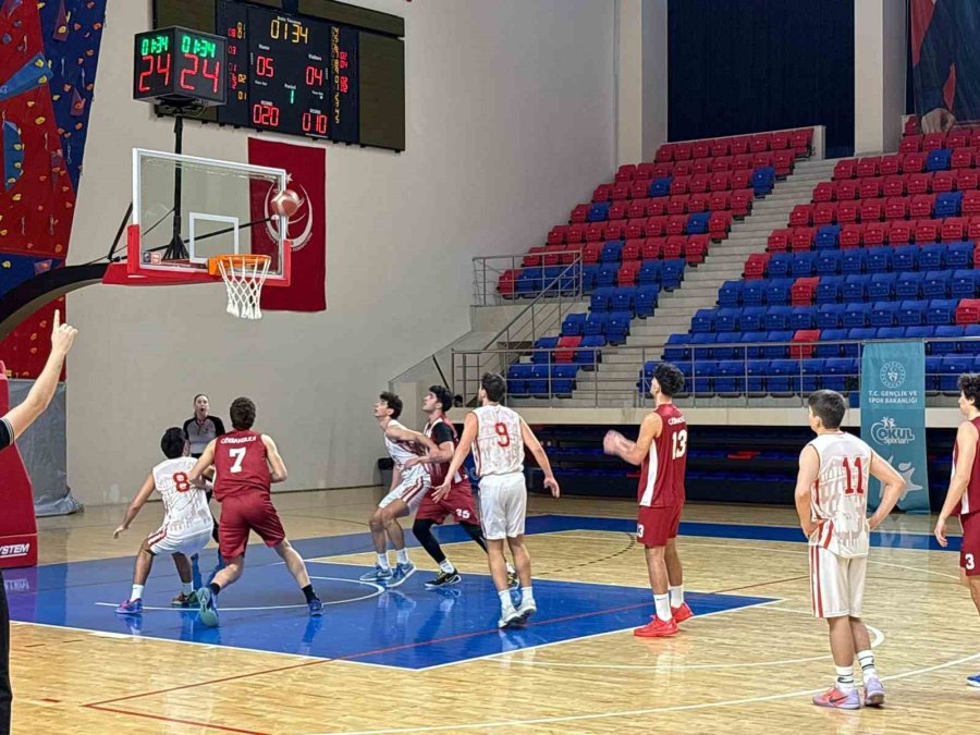 Okul Sporları Basketbol Gençler A Yarı Final Müsabakaları Açılış Seremonisi Yapıldı