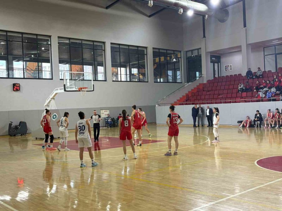 Okul Sporları Basketbol Gençler A Yarı Final Müsabakaları Açılış Seremonisi Yapıldı