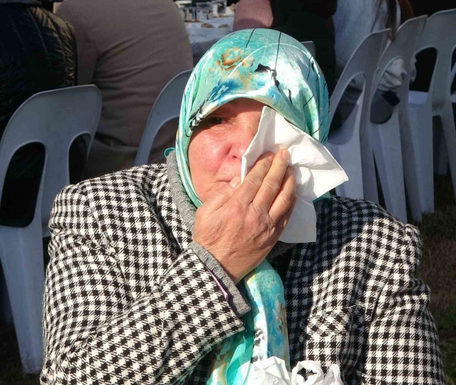 Ermeni Katliamından Kaçmışlardı: 108 Yıl Sonra Kuzenler Ve Torunlar İlk Defa Buluştu