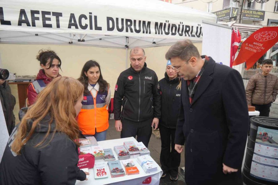 6 Şubat Niğde’de Fotoğraf Sergisiyle Anıldı