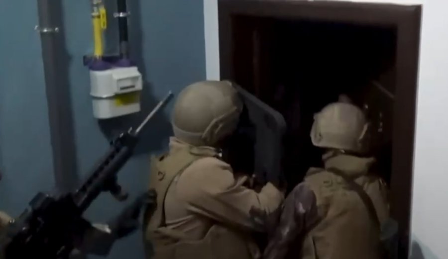 Antalya’da "istihbaratçı" Yalanıyla 3,5 Milyonluk Vurgun Yaptılar