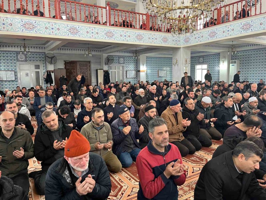 Asrın Felaketinin 3’üncü Yılında Alanya’da Yürekler Aynı Duada Buluştu