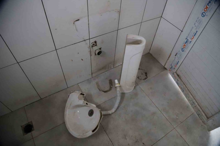 Mersin’de Parka Çirkin Saldırı