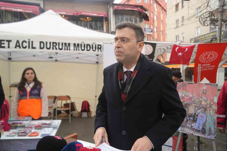 6 Şubat Niğde’de Fotoğraf Sergisiyle Anıldı