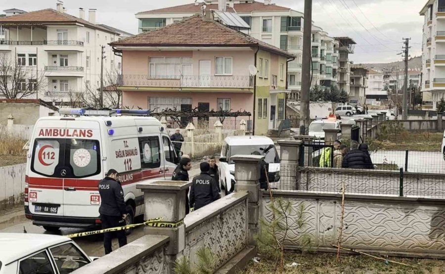 Para İçin Hollanda’dan Aksaray’a Geldi, Çıkan Tartışmada Ağabeyini Öldürdü