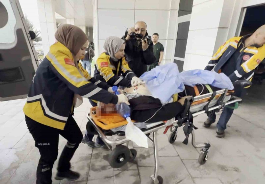 Para İçin Hollanda’dan Aksaray’a Geldi, Çıkan Tartışmada Ağabeyini Öldürdü