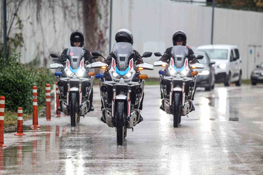 Antalya Büyükşehir’den Motorize Zabıta Ekipleriyle Daha Etkin Denetim