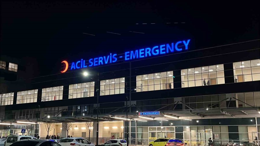 Apartmanda Böcek İlaçlaması Zehirlenmeye Yol Açtı: 11 Kişi Hastanelik Oldu