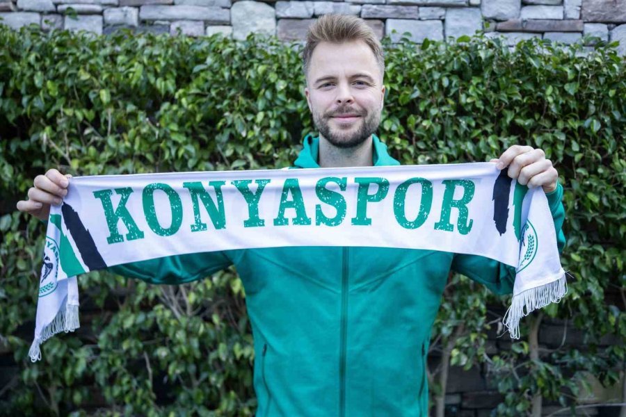 Konyaspor, 8 Futbolcu Transfer Etti