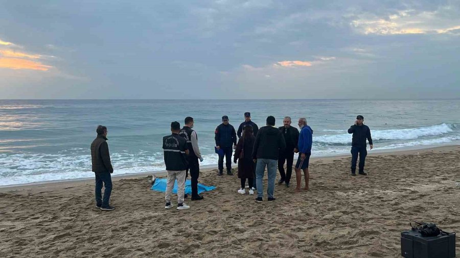 Alanya’da 2,5 Ay Önce Sahilde Bulunan Ceset İhbarı Yamaç Paraşütü Pilotu Kamerasında