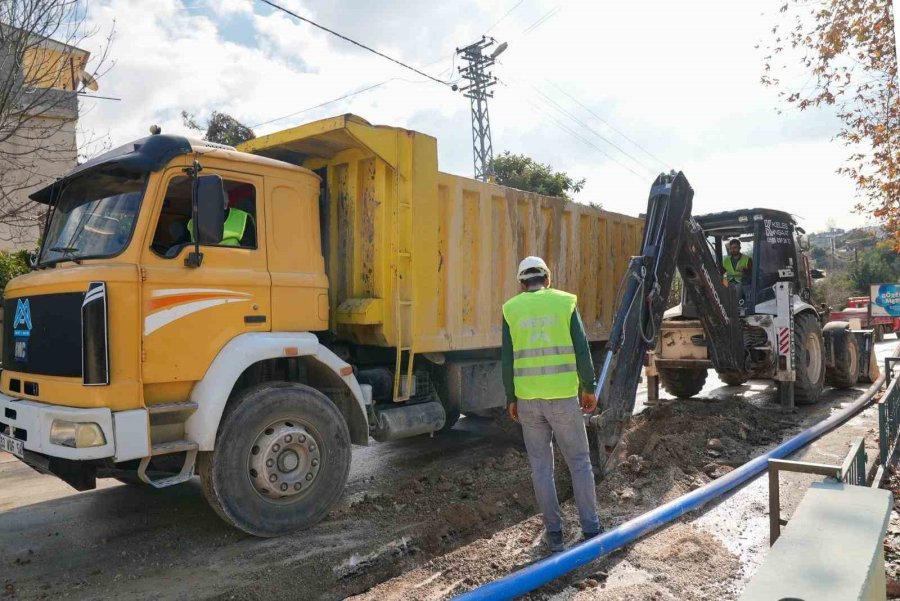 Erdemli’de Su Altyapısı Yenilendi, Mahalle Kesintisiz Suya Kavuştu