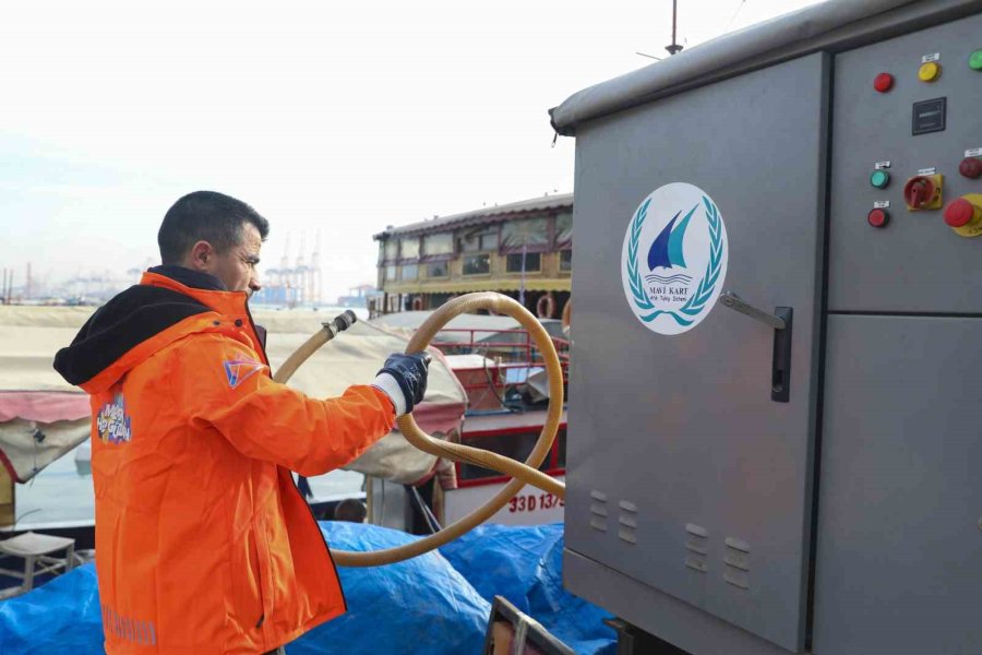 Mersin’de Deniz Kirliliğine Geçit Yok: 25 Bin Metreküp Tekne Atığı Bertaraf Edildi