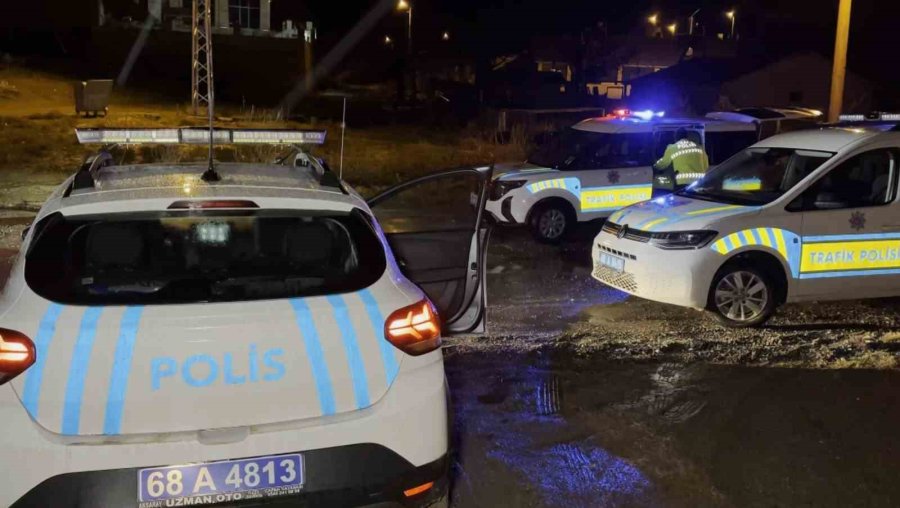 Maddi Hasarlı Kaza Sonrası 2 Kişiyi Öldürdü, "pişman Değilim, Onur Duyuyorum" Dedi