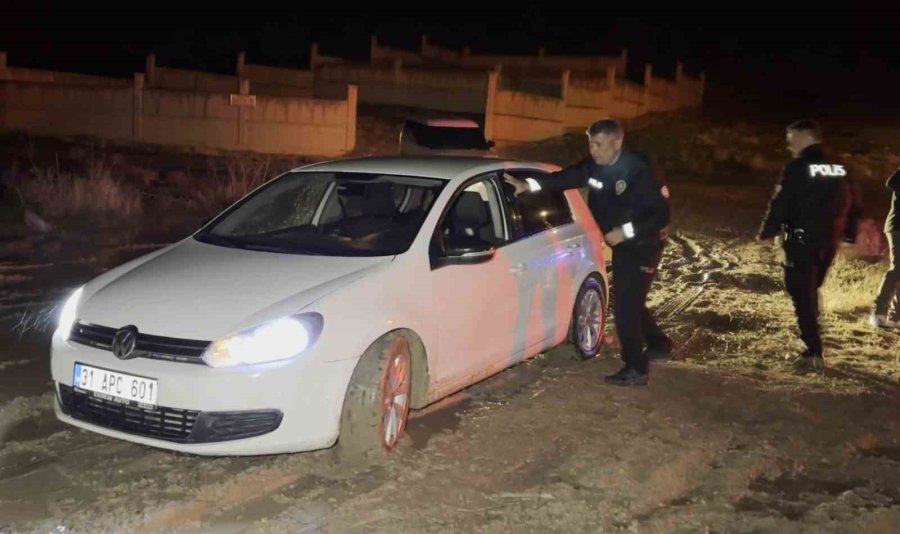 Maddi Hasarlı Kaza Sonrası 2 Kişiyi Öldürdü, "pişman Değilim, Onur Duyuyorum" Dedi