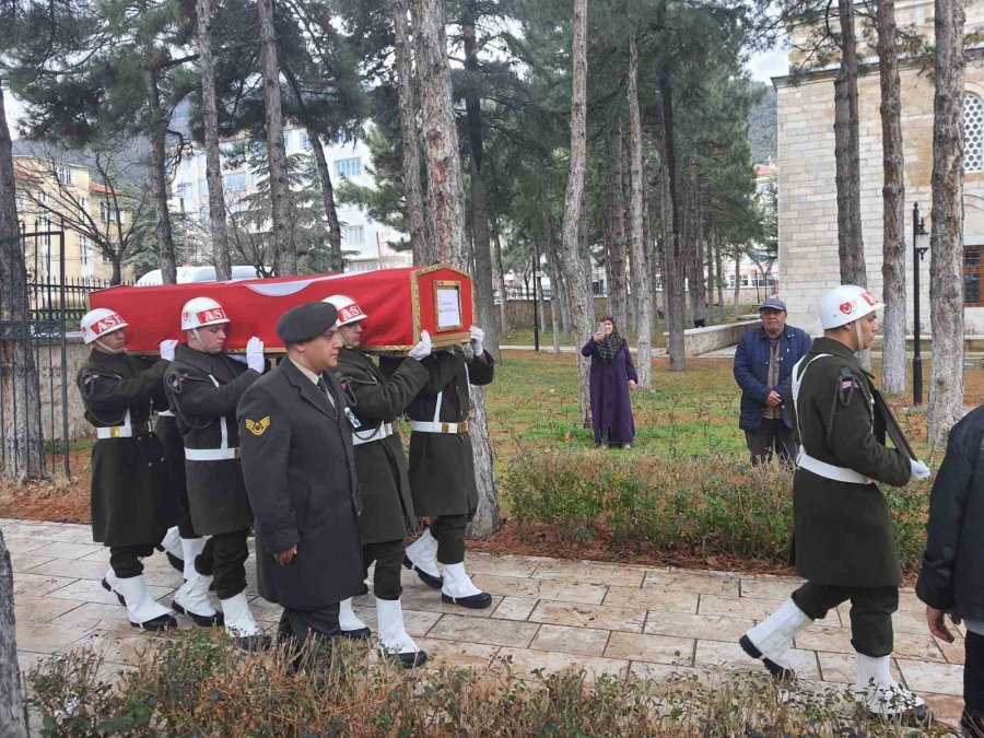 Kore Gazisi Akşehir’de Son Yolculuğuna Uğurlandı