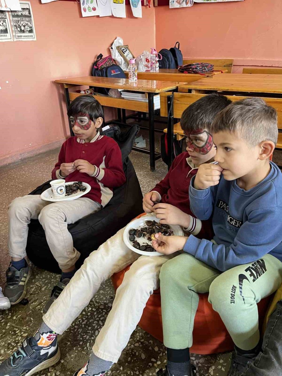 "sobada Çay, Sevgide İlmek" Projesi Minik Yürekleri Isıttı