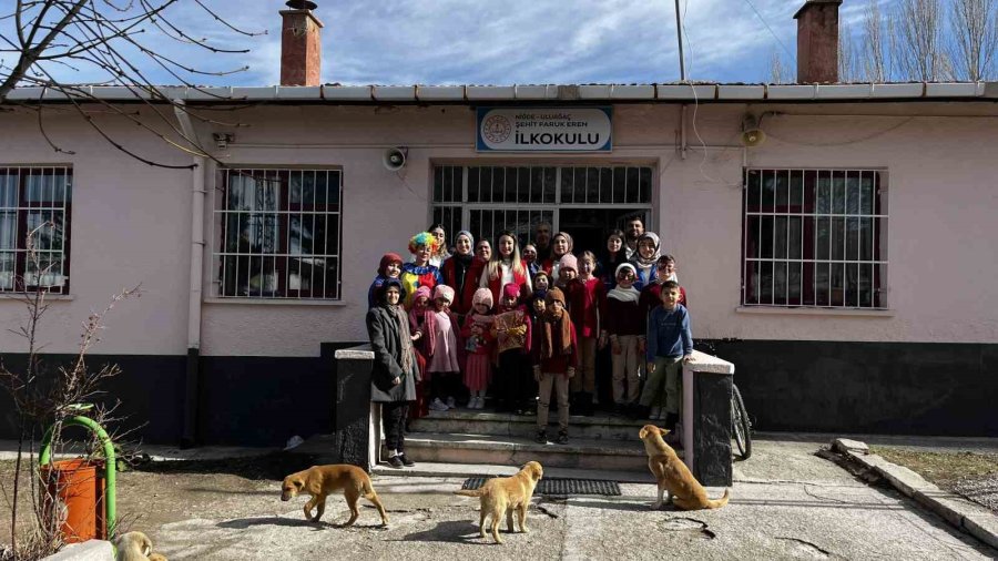 "sobada Çay, Sevgide İlmek" Projesi Minik Yürekleri Isıttı