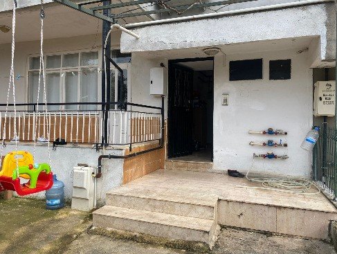 Antalya’da Doğal Gaz Kombisinden Sızan Karbonmonoksit Gazından Anne Ve Oğlu Zehirlendi