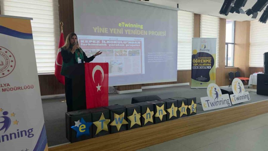 Aksu’da Öğretmenlere Dijital Dönüşüm Konusunda Uygulamalı Eğitim