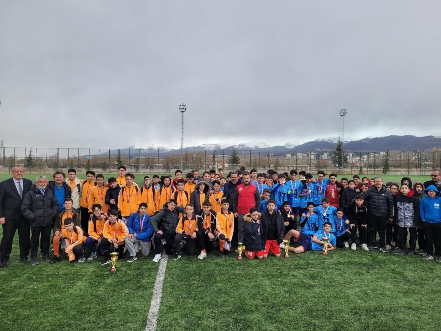 Okul Sporları Yıldız Erkekler Futbol İl Birinciliği Tamamlandı