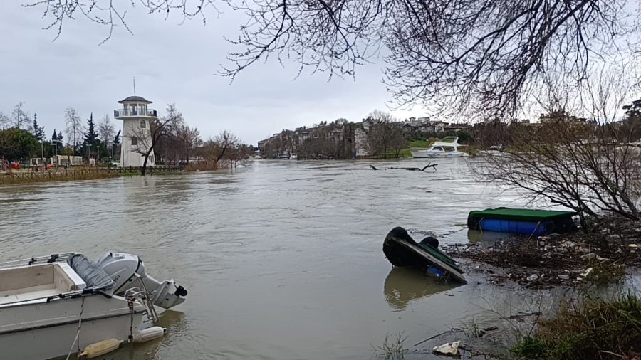 Manavgat Irmağında Yağmur Alarmı