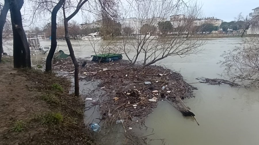 Manavgat Irmağında Yağmur Alarmı