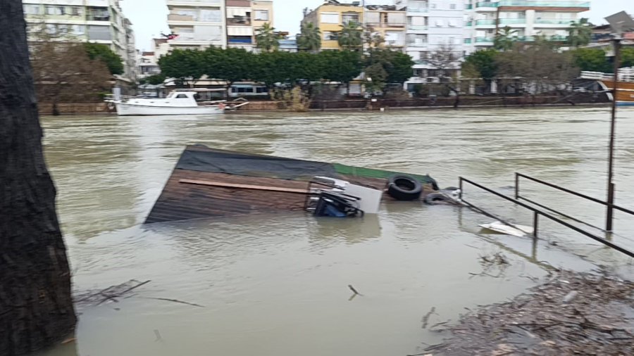 Manavgat Irmağında Yağmur Alarmı