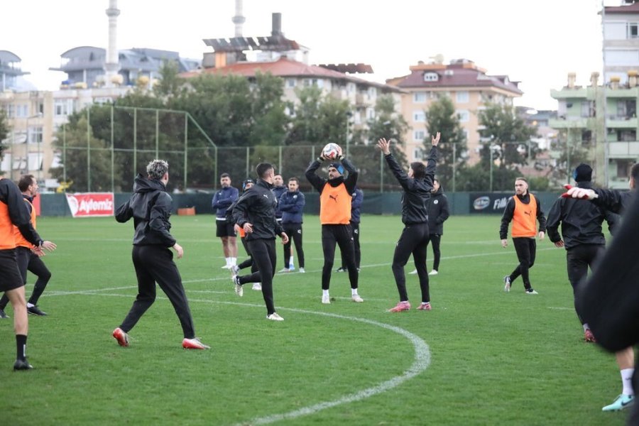 Alanyaspor, Konyaspor Maçı Hazırlıklarını Tamamladı