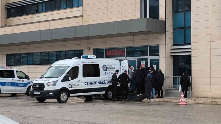 Motosikletli Genç Trafik Kazasında Hayatını Kaybetti