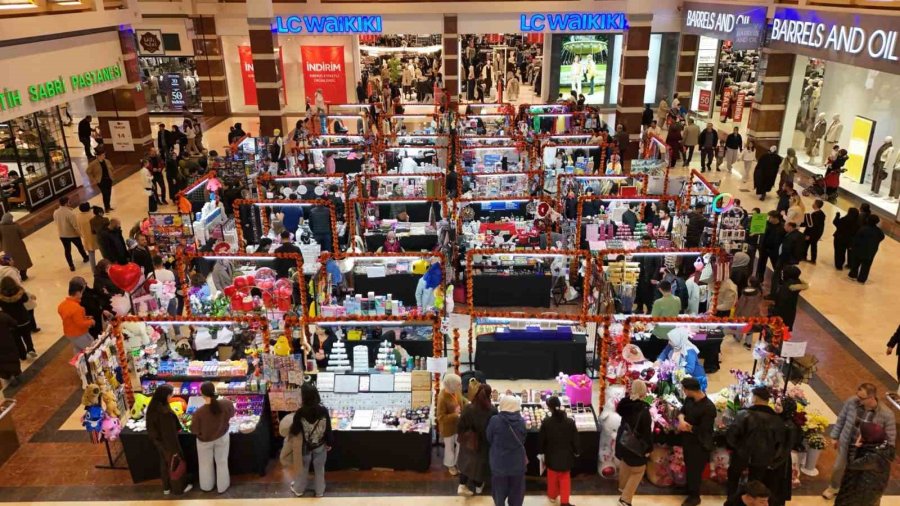 M1 Konya’daki Festival, Sevgililer Günü’ne Özel Etkinliklerle Devam Ediyor